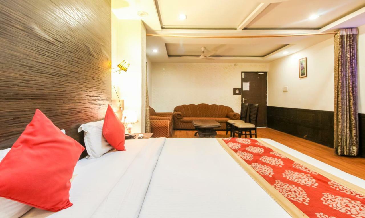 Hotel Monarch Inn Lucknow Exterior foto