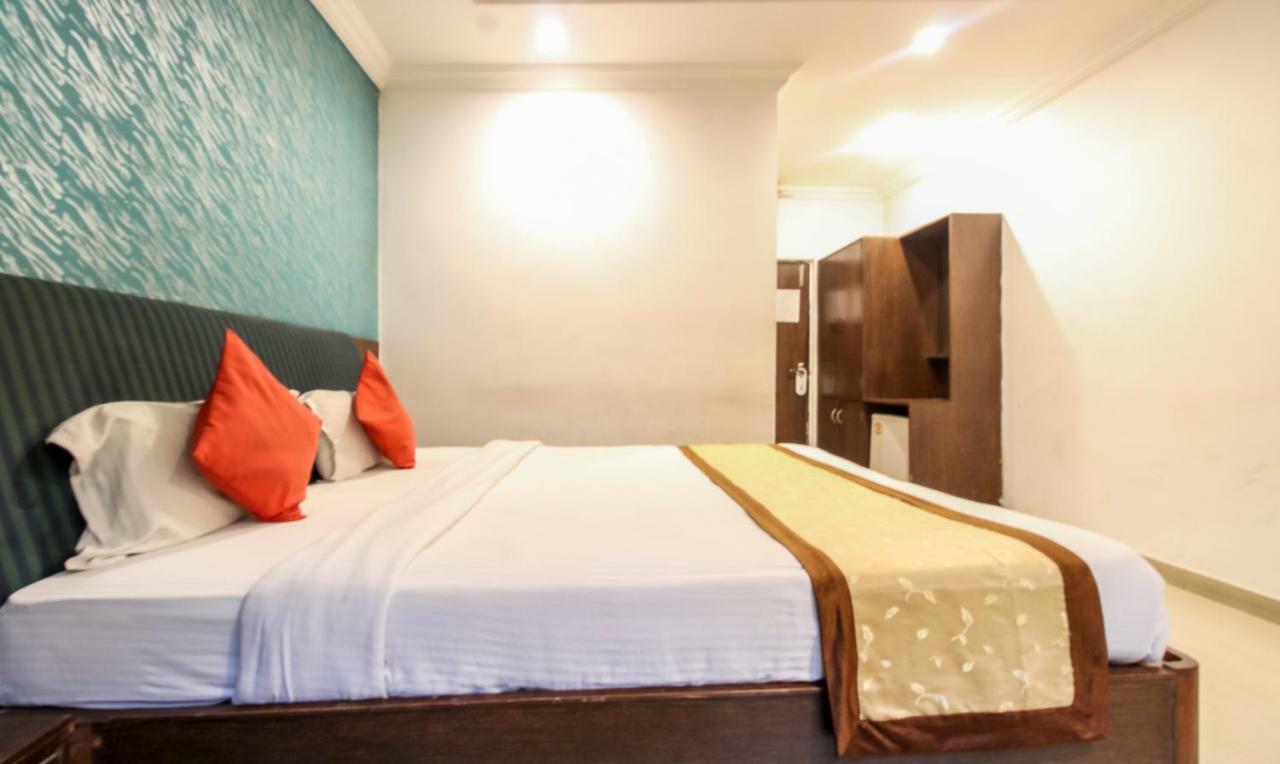 Hotel Monarch Inn Lucknow Exterior foto