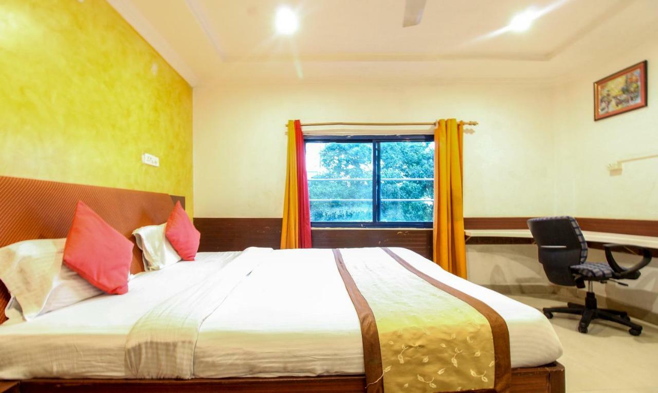 Hotel Monarch Inn Lucknow Exterior foto